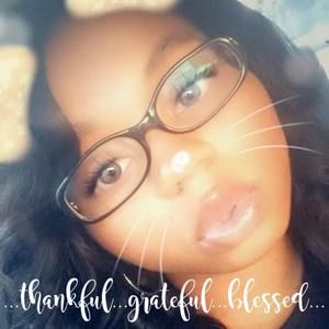 Meet your Posher, Tiffany